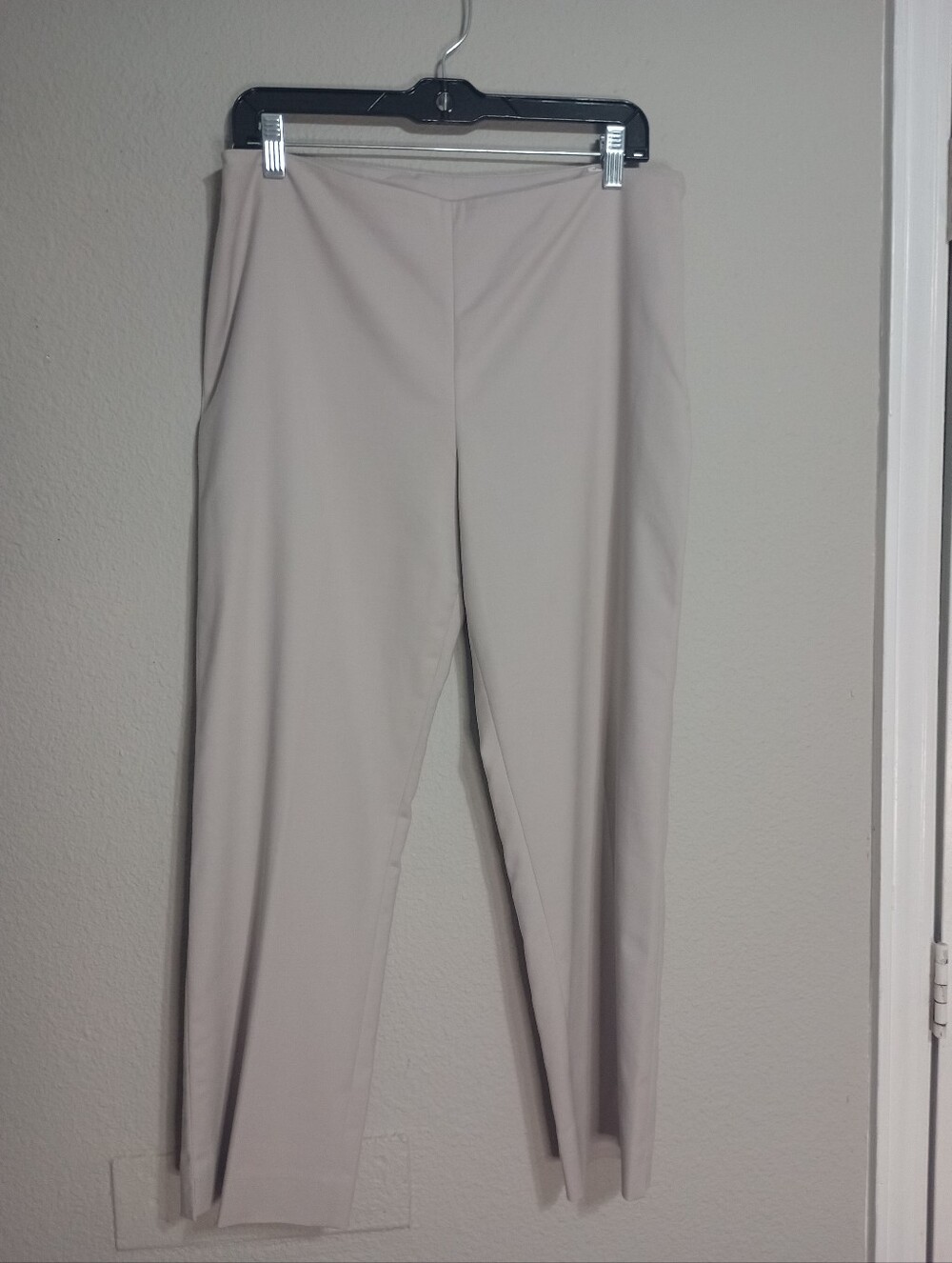 St. John Beige Pants
